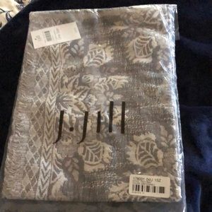 J Jill GREYONXMLT scarf one size. Brand new in bag